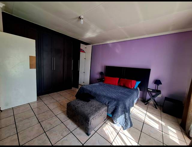 3 BEDROOM HOUSE FOR SALE IN STRUBENVALE